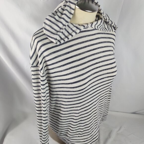 A New Day Women's Black/White Stripe Pullover Hoodie Sz XS - Picture 2 of 5